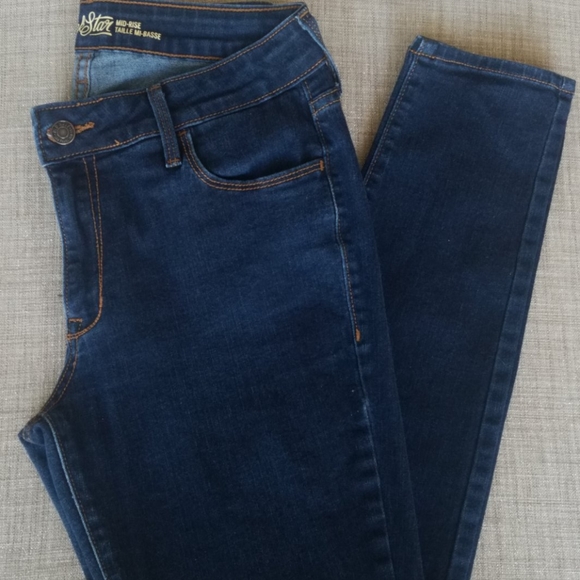 Old Navy Denim - Old Navy The Rock Star Mid-Rise